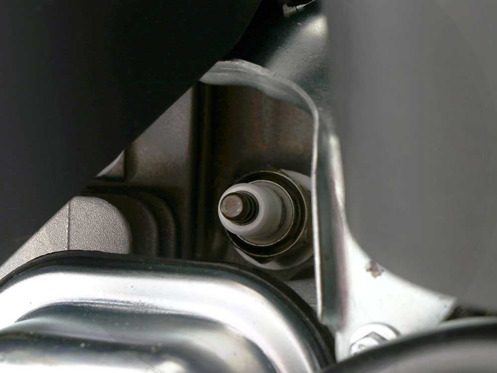 GeoTech-Pro BMS155 BSE - Biotrituratore semovente a cingoli su motocarriola GeoPorter 330E BS - Motore B&S XR2100