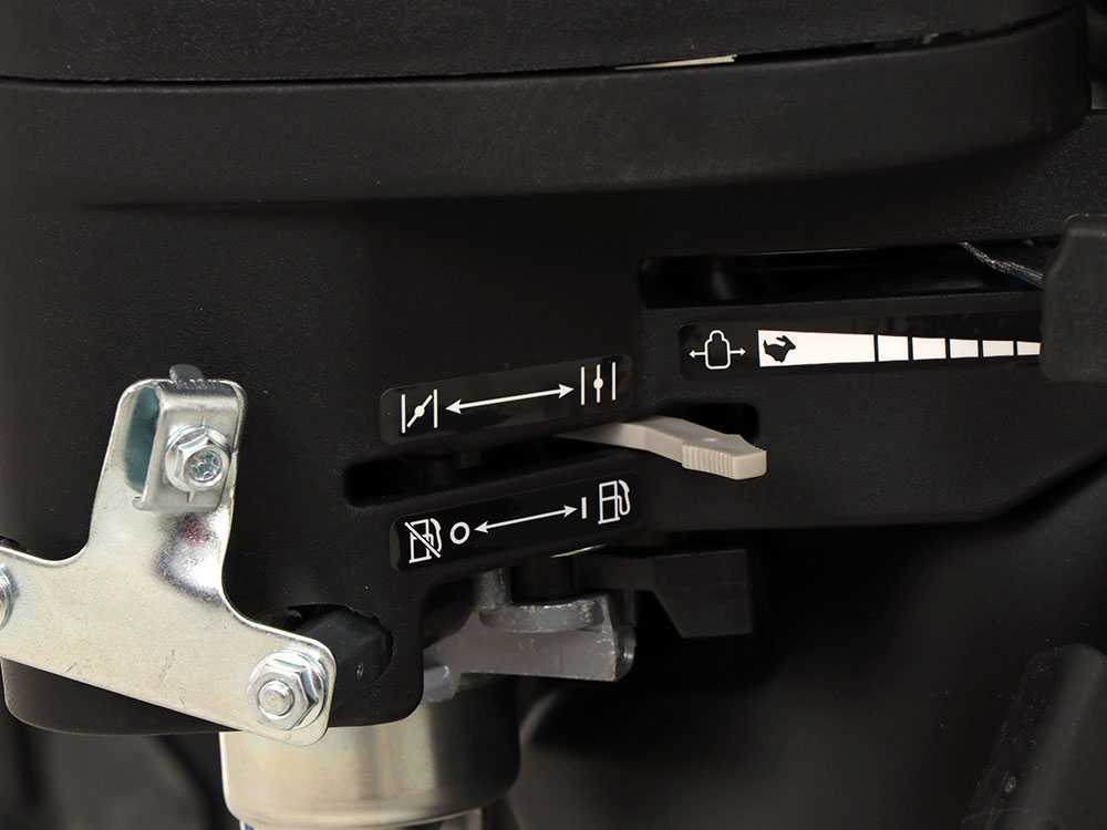 GeoTech-Pro BMS155 BSE - Biotrituratore semovente a cingoli su motocarriola GeoPorter 330E BS - Motore B&S XR2100